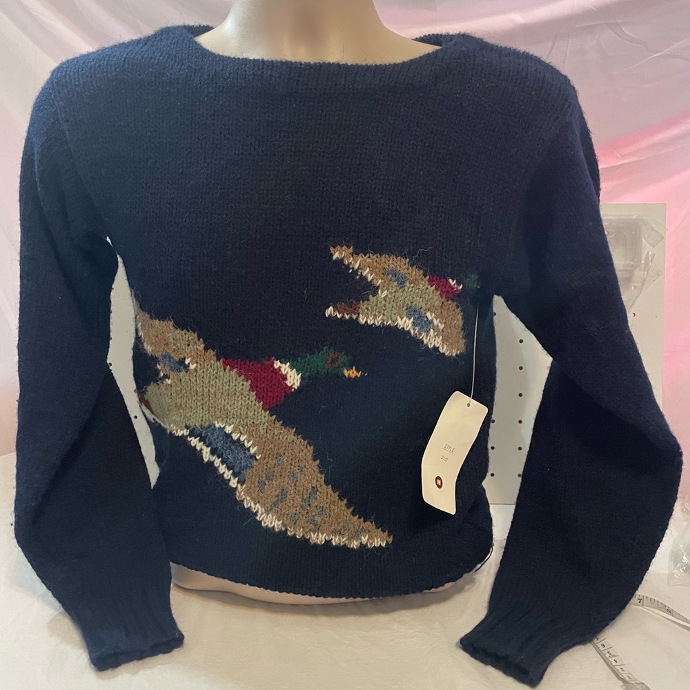 Garland Blue Rare Duck Knit Sweater